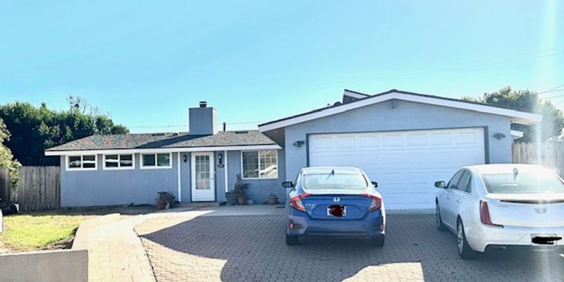 Lompoc House: 3881 Via Isla