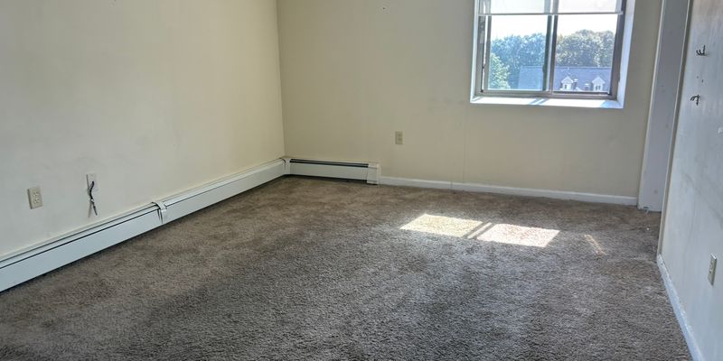 Marlborough Apartment: 85 Broad St