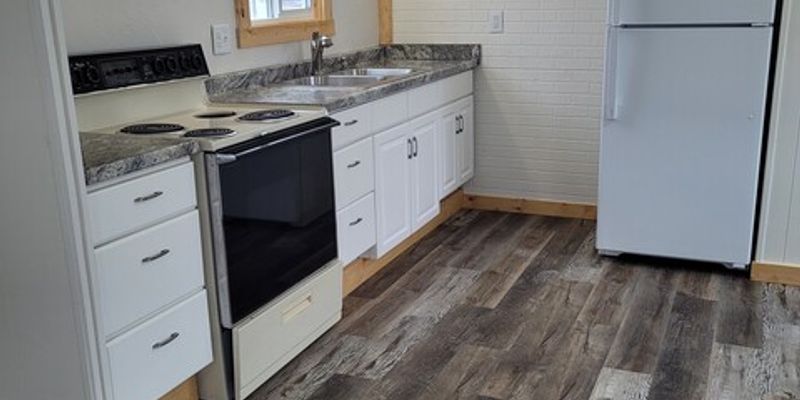 Soda Springs Apartment: 421 North Hooper Avenue