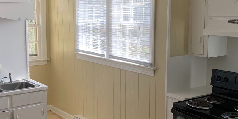 Williamston Apartment: 208 S Watts St