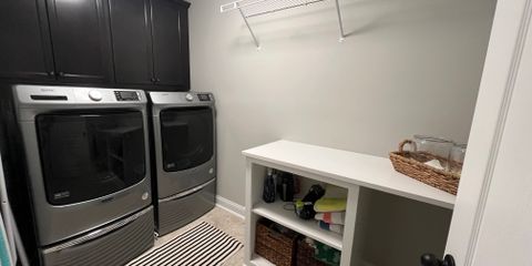laurel valley laundry room.jpg