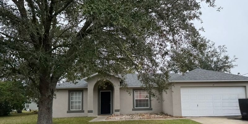 Palm Coast House: 26 Lansing Ln