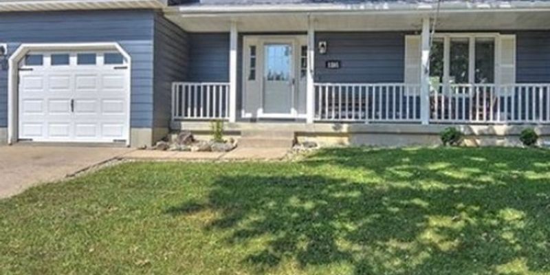 Decatur House: 1241 W Scotch Pine Ct