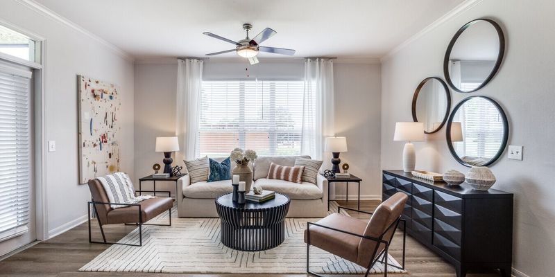 Pearland Apartment: 3196 John Lizer Rd