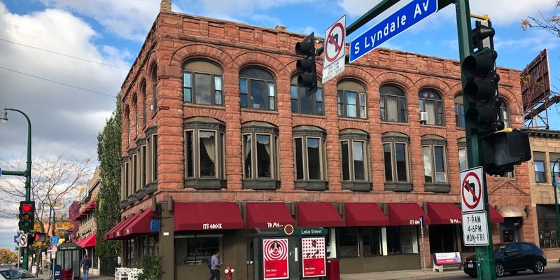 Minneapolis Apartment: 2957 Lyndale Ave S