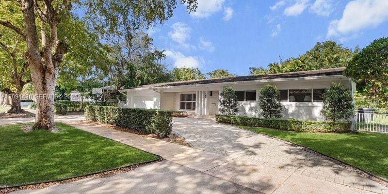 Coral Gables House: 1021 Matanzas Ave unit 1021