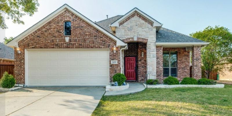 Little Elm House: 2472 Deerwood Dr