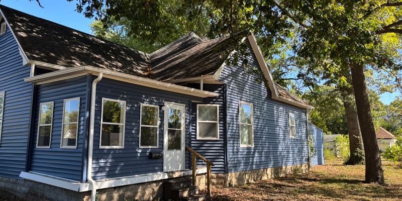Terre Haute House: 1220 S 11th St
