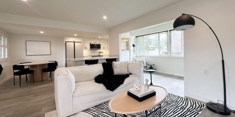 Los Gatos House: 14225 Lora Dr #U BK21099