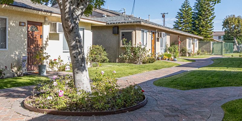 Baldwin Park Apartment: 4040 Badillo Cir
