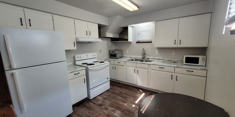 Norfolk Apartment: 908 S 1st St