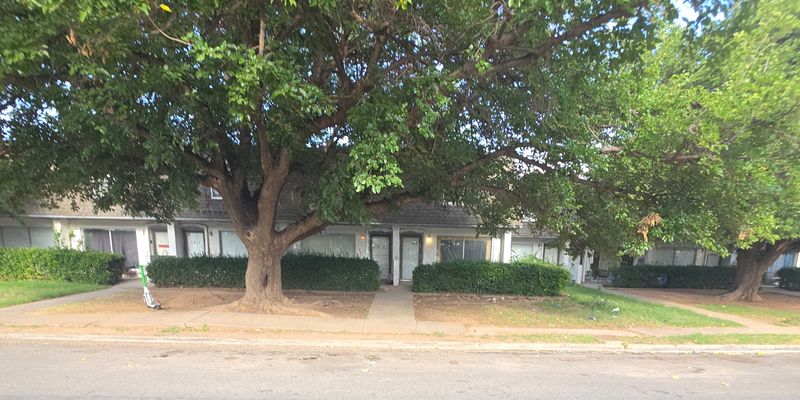 Lubbock House: 4414 Avenue X