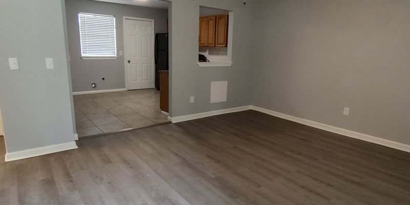 Hanceville Apartment: 400 Arkadelphia Rd