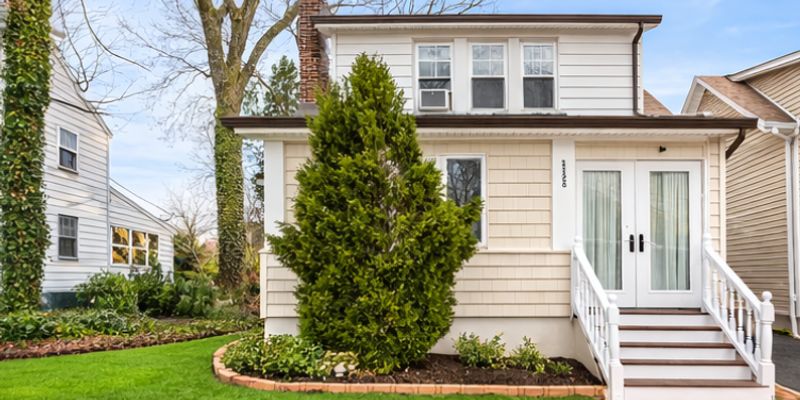 Union Apartment: 1128 Caldwell Ave