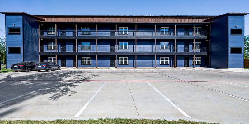 Stephenville Apartment: 2290 W Tarleton St