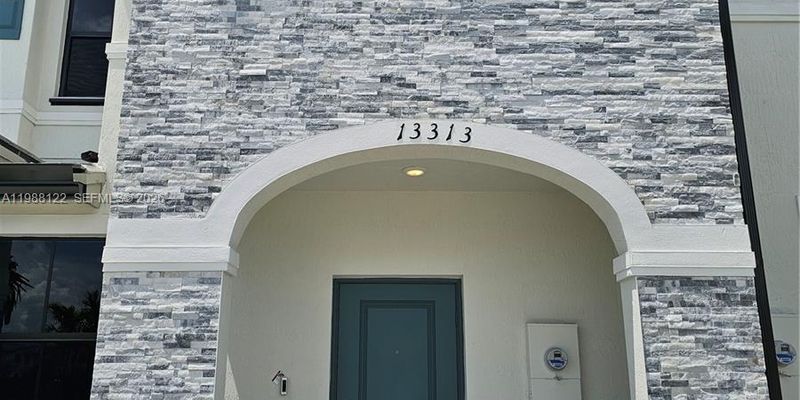 Homestead House: 13313 SW 285th St