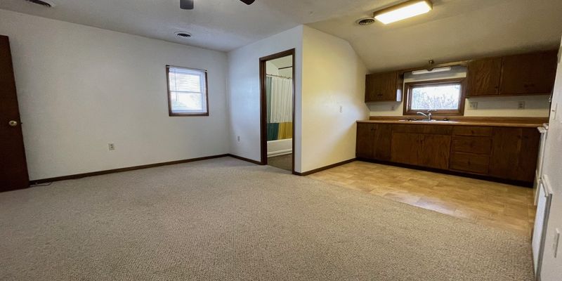 Grand Meadow Apartment: 108 Main St N