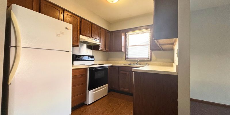 Warsaw Apartment: 1902 Sand Dollar Drive
