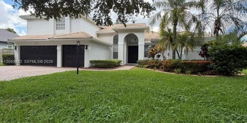 Davie House: 16286 Erie Pl