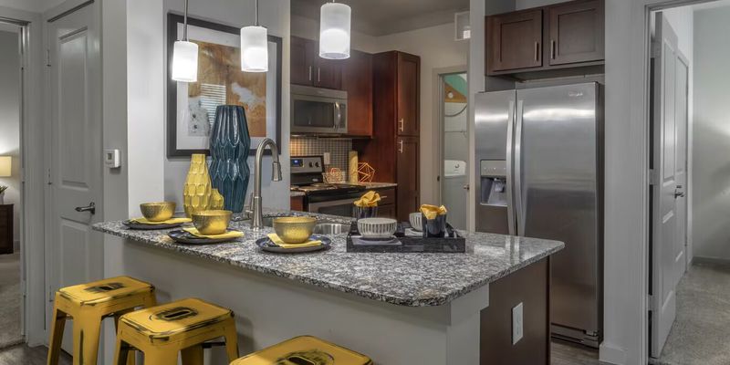 Houston Apartment: 16755 W Lake Houston Pkwy