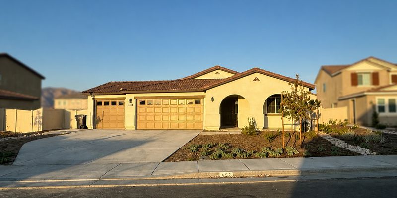 San Jacinto House: 457 Wildrose Cir