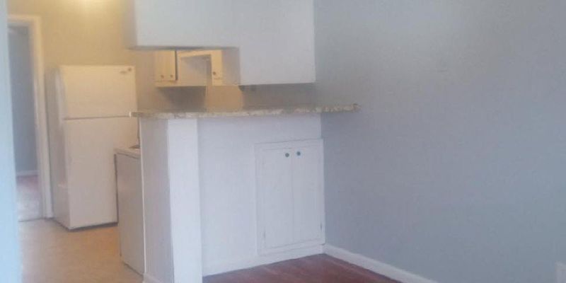 Florence Apartment: 510 E High St