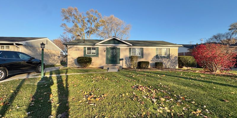 Sterling Heights House: 37252 Belcrest Dr