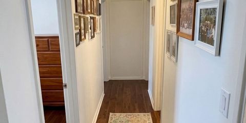 Hallway JPG.jpg