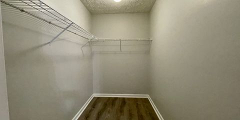 primarycloset.jpeg