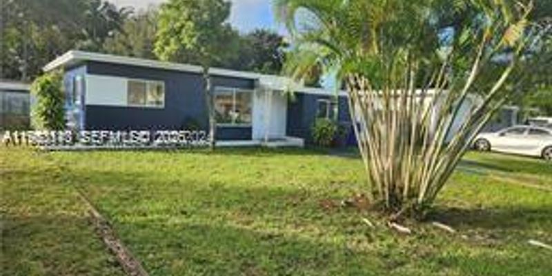 Hollywood House: 6350 Mayo St