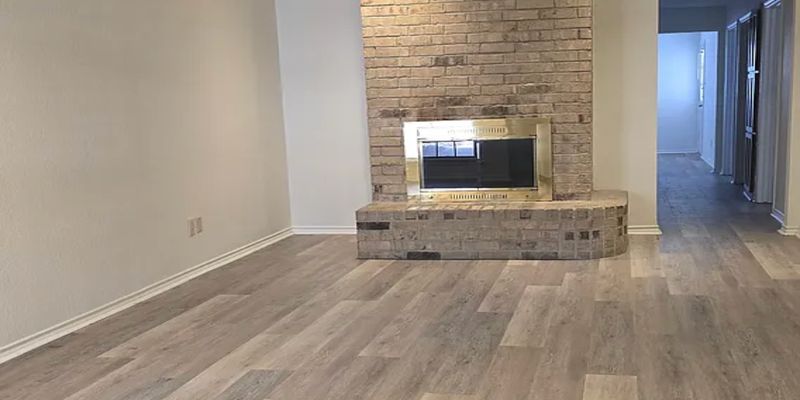 Fort Worth House: 6426 Bramble Dr