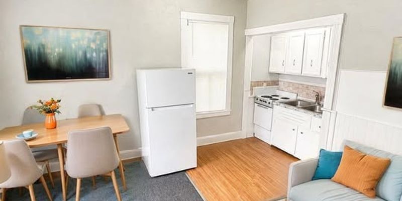 Lockport Apartment: 47 Waterman St