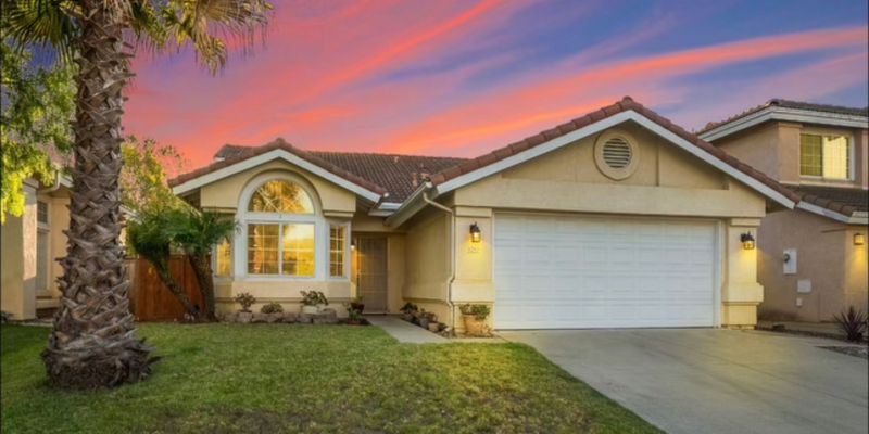 Lompoc House: 1265 Stonebrook