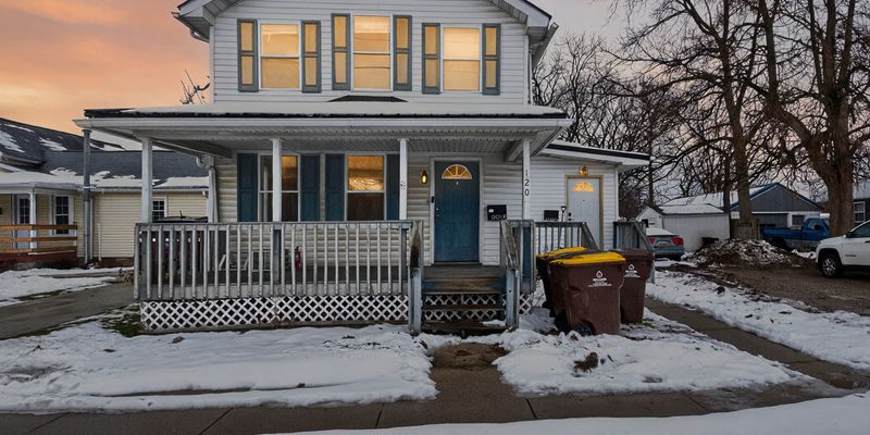 St. Louis Apartment: 120 S Main St