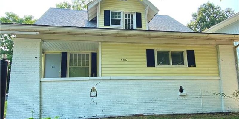 Terre Haute Apartment: 506 S 18th St