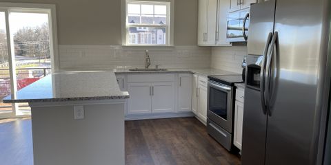 Kitchen2.jpeg