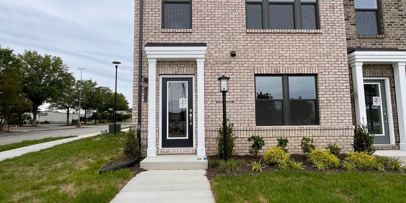 Glen Allen Townhome: 10118 AllStar Blvd