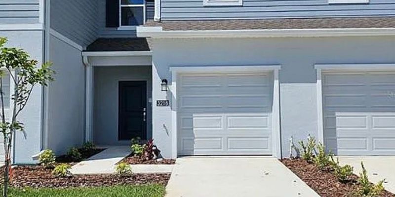 Davenport House: 3218 Watts Ter