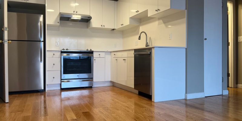 Boston Apartment: 226 Parker Hill Ave