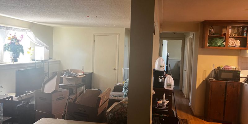 Fall River Apartment: 238 Oak Grove Ave