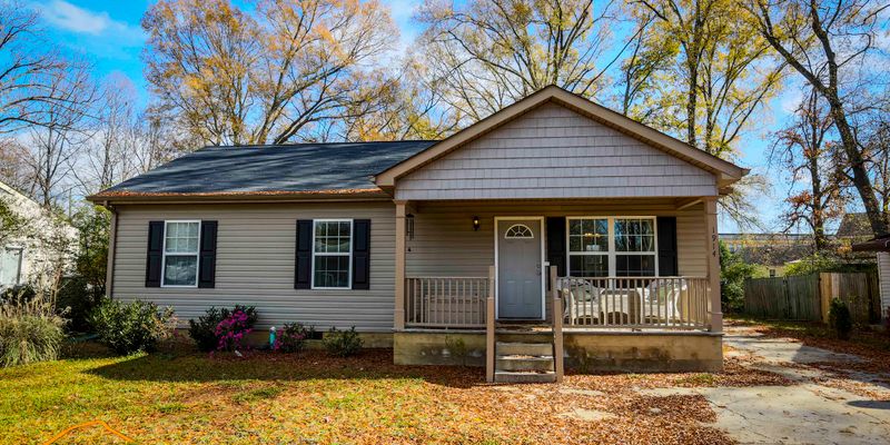 Chattanooga House: 1914 Dupont Street