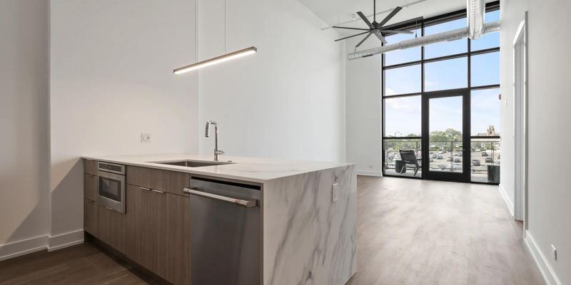 Deerfield Apartment: 728 Waukegan Rd