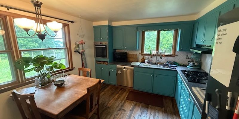 Ithaca House: 518 Spencer Rd