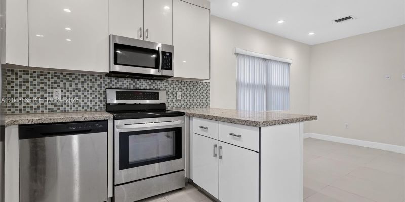 north miami Apartment: 12800 ne 11th ave
