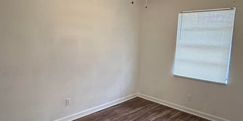 room.jpg