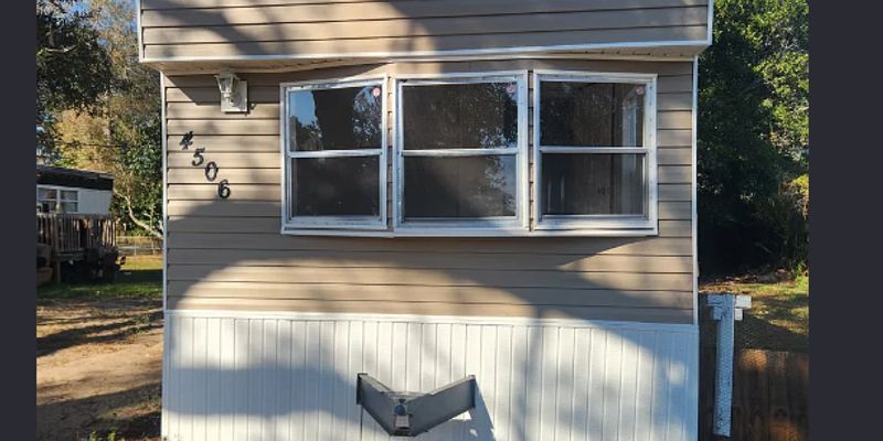 Sebring House: 4506 Granada Ave