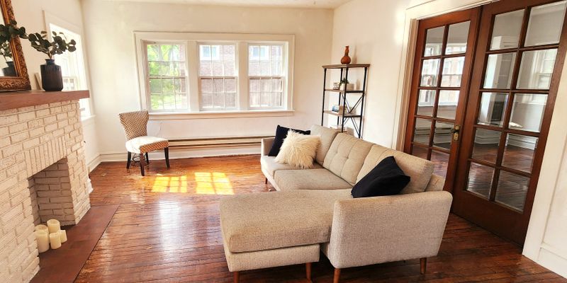 Akron Apartment: 115 N Portage Path