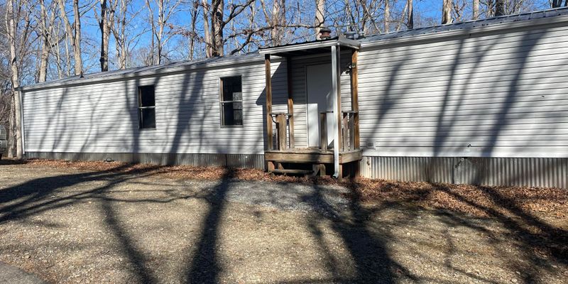 Canton House: 134 Oak Tree Park