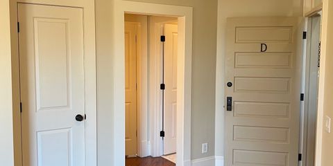 Apartment D Photo 11.jpg