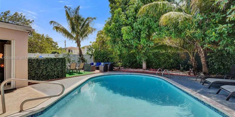 Hallandale Beach House: 712 SW 7th Terrace